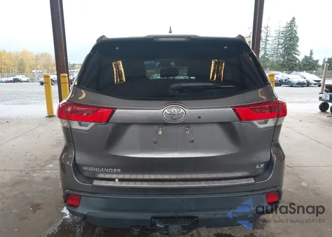 2018 Toyota Highlander Le Plus from USA, damaged, VIN 5TDZZRFH4JS253688